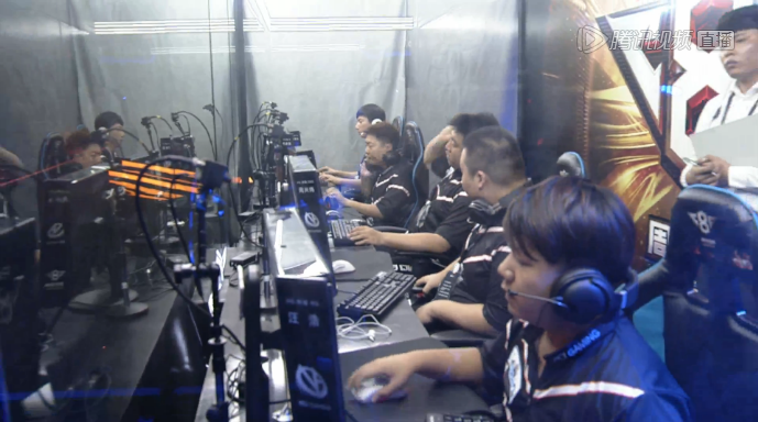 媒体： pain 正在与 Tropa do VSM 和 ewjerkz 进行谈判；