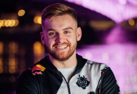 韩媒：Kanavi摆脱与JDG违规接触嫌疑，可在国内外活动